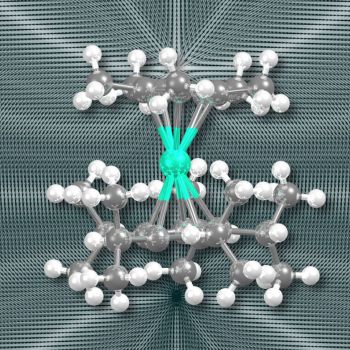 Single molecule magnet