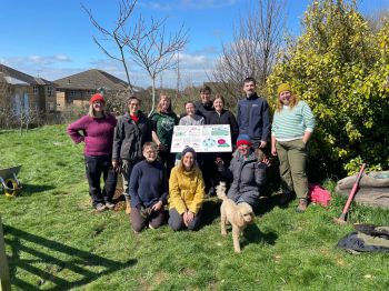 Community garden volunteers_1
