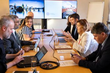 EPDF Visit to Charles University