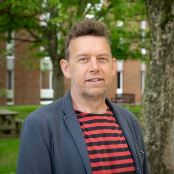 Peter Newell headshot